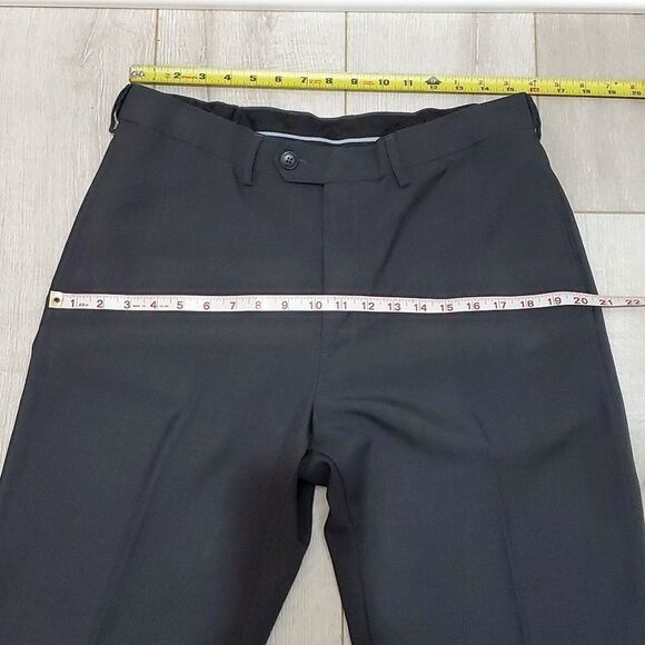 HAGGAR DRESS PANTS, 34x30, FLAT-FRONT, DARK GRAY, POLYESTER, CLASSIC FIT - Picture 8 of 14